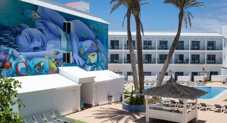 EARLY BOOKING Surfing Colors Corralejo EARLY BOOKING Surfing Colors Corralejo